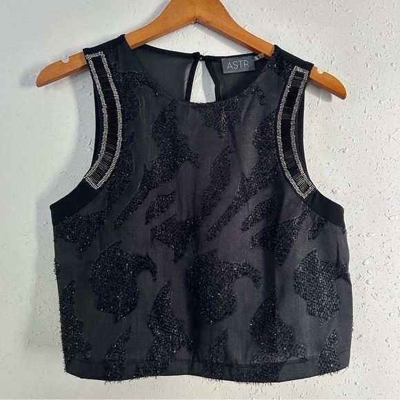 NWT ASTR Black Silver Metallic Beaded Crop Top Medium Holiday New Year’s NYE - Picture 1 of 7